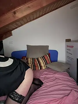 OniricFemme online show from 03.12.25