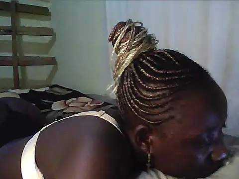 Adaline-Paris online show from 04.05.26