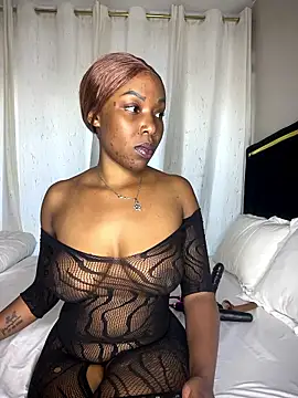 Snapshot of ebony_spicy69 chatting on 01.14.26 ebony spicy69 online show from 01.14.26