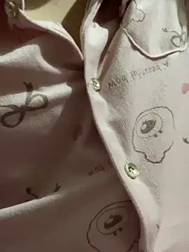 Milk Mom99 online show from 02.11.25