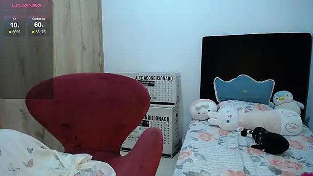 Snapshot of nakary00 chatting on 12.13.24 nakary00 online show from 12.13.24