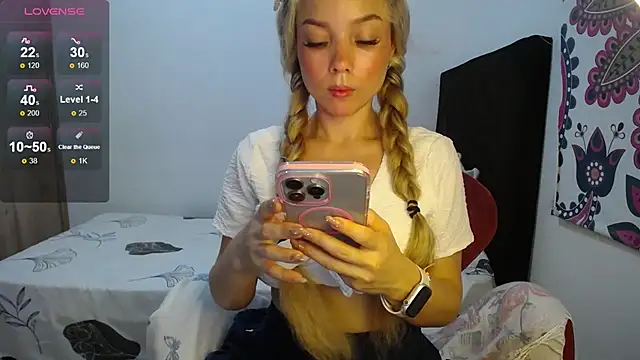 Snapshot of nakary00 chatting on 03.20.25 nakary00 online show from 03.20.25