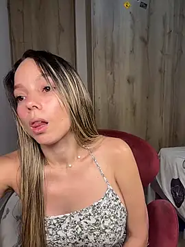 Snapshot of nakary00 chatting on 02.13.26 nakary00 online show from 02.13.26