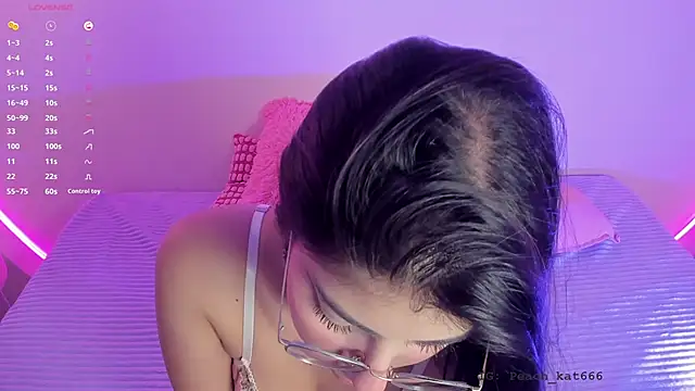 katiepeach  online show from 02.09.25