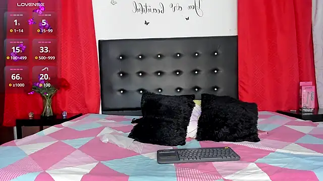 Snapshot of AmbarthSmiith2 chatting on 01.27.25 AmbarthSmiith2 online show from 01.27.25