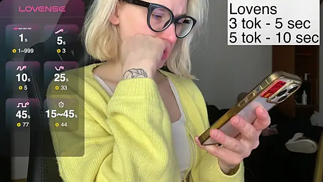 Sexy Sweets online show from 11.19.25