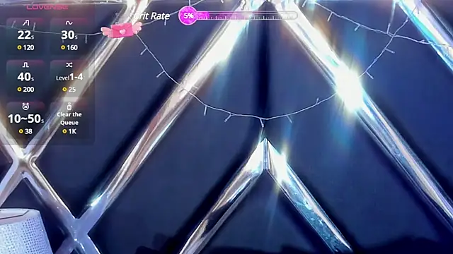 Snapshot of Naomi-Haruno chatting on 12.18.24 Naomi-Haruno online show from 12.18.24