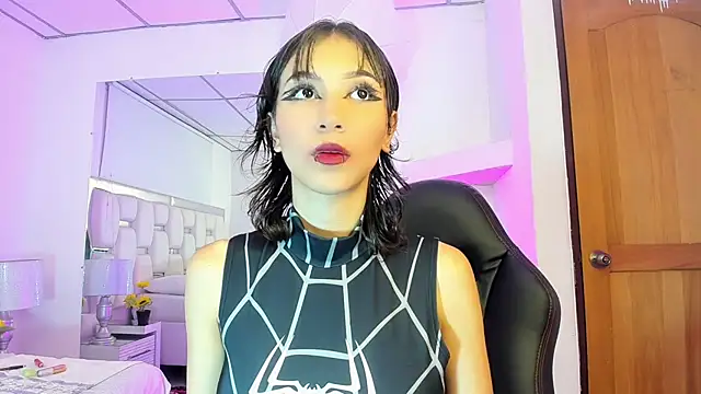 Snapshot of Naomi-Haruno chatting on 02.11.25 Naomi-Haruno online show from 02.11.25