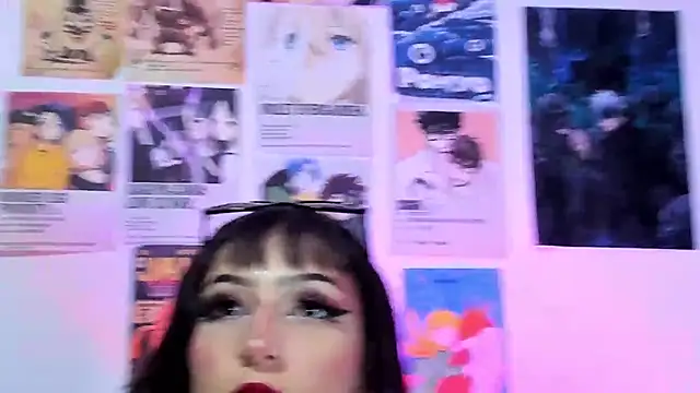 Snapshot of Naomi-Haruno chatting on 09.26.25 Naomi-Haruno online show from 09.26.25