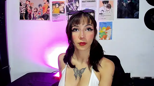 Snapshot of Naomi-Haruno chatting on 10.09.25 Naomi-Haruno online show from 10.09.25