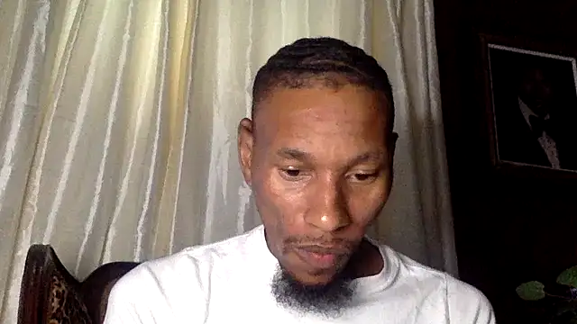 KingDerRico online show from 10.15.25