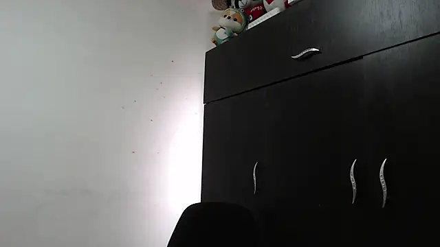 Zoe--khalL online show from 11.29.25