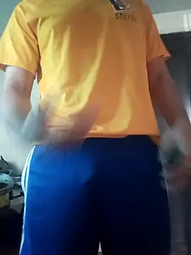 Snapshot of AvispaQlona chatting on 11.28.25 AvispaQlona online show from 11.28.25