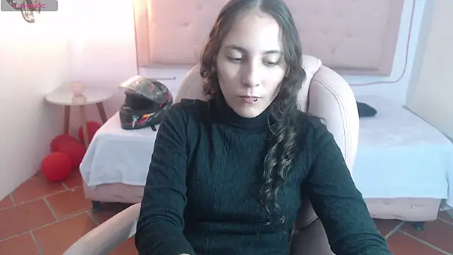 xlunna online show from 02.28.25