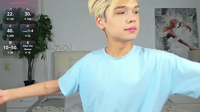 Snapshot of Felix_Rey chatting on 03.16.25 Felix Rey online show from 03.16.25