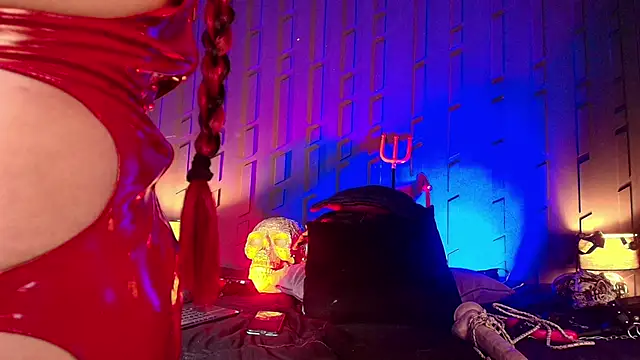 MorganaCrowley online show from 02.19.25