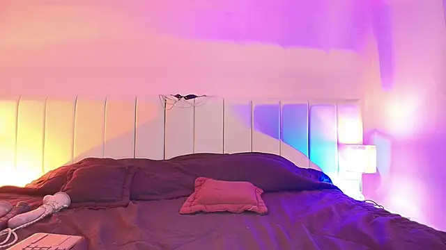 MorganaCrowley online show from 02.24.25