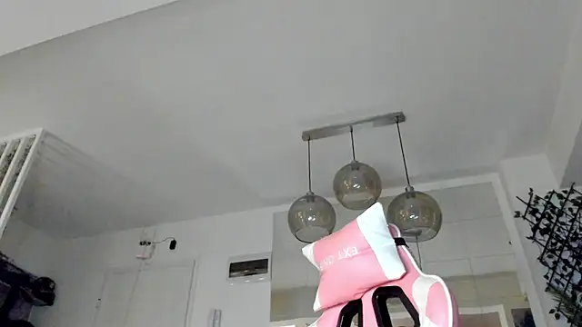 IreneVON online show from 11.24.25