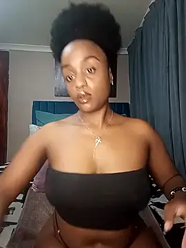 Queen-Chocolate online show from 09.28.25