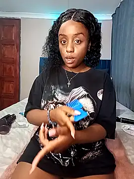 Queen-Chocolate online show from 03.01.26