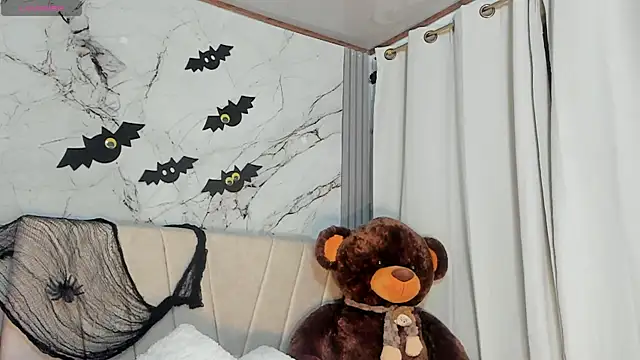 Snapshot of angeli_sexi chatting on 10.23.25 angeli sexi online show from 10.23.25