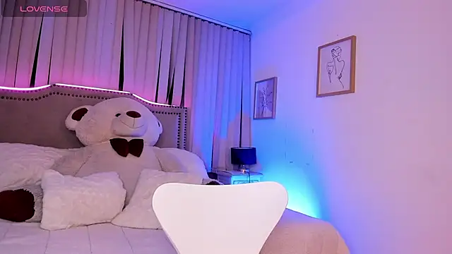 Bella ev online show from 04.15.26