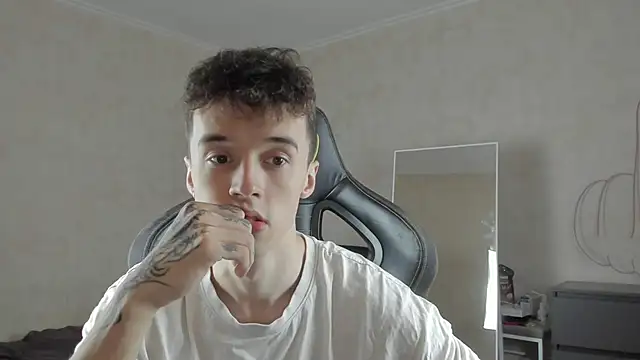 MasonWarholl online show from 10.06.25