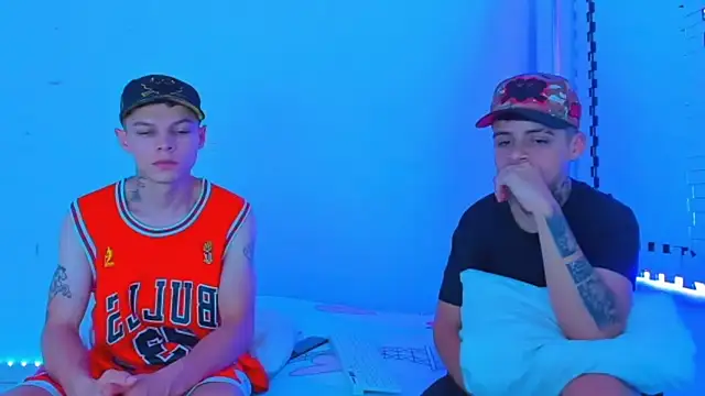 Snapshot of HOT_boy2025 chatting on 01.23.25 HOT boy2025 online show from 01.23.25