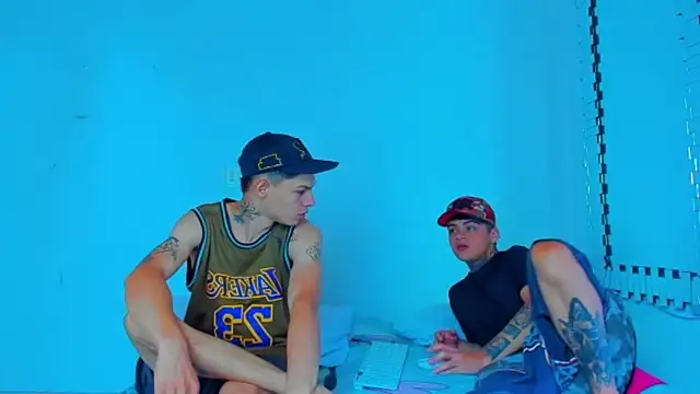 Snapshot of HOT_boy2025 chatting on 01.31.25 HOT boy2025 online show from 01.31.25