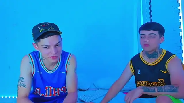 Snapshot of HOT_boy2025 chatting on 02.02.25 HOT boy2025 online show from 02.02.25