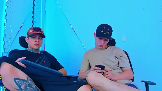 Snapshot of HOT_boy2025 chatting on 09.26.25 HOT boy2025 online show from 09.26.25