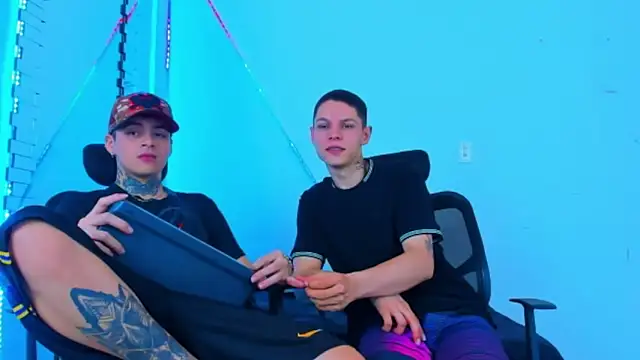 Snapshot of HOT_boy2025 chatting on 09.27.25 HOT boy2025 online show from 09.27.25