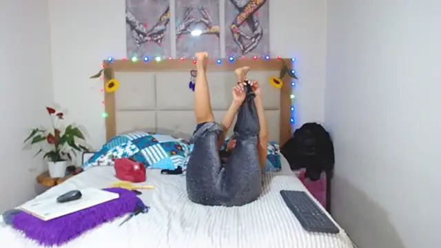 valentina hearts online show from 03.17.25