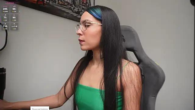 Snapshot of little-eli chatting on 02.08.26 little-eli online show from 02.08.26