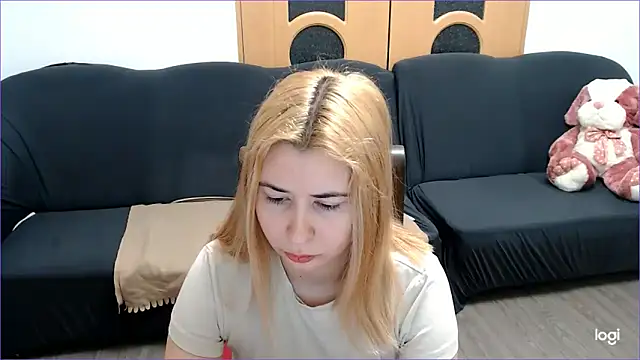 VioletaFlower7 online show from 02.18.25