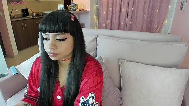 Snapshot of zoesullivan chatting on 01.02.25 zoesullivan online show from 01.02.25