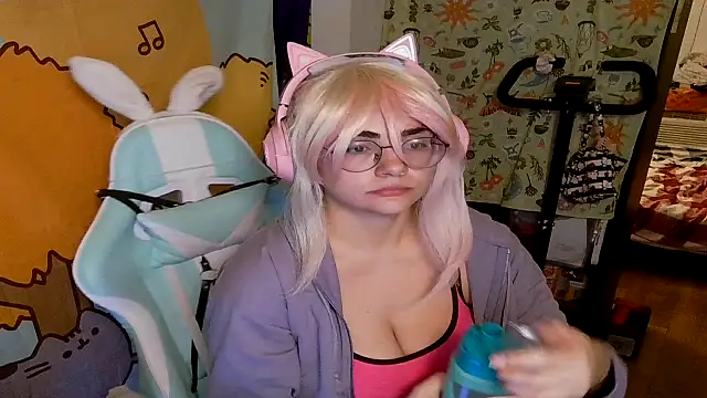 mochi rainbow online show from 01.25.25