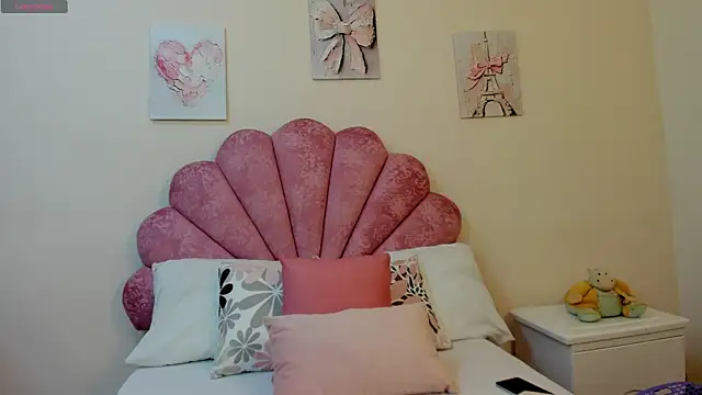 MilaaAdams online show from 05.30.26
