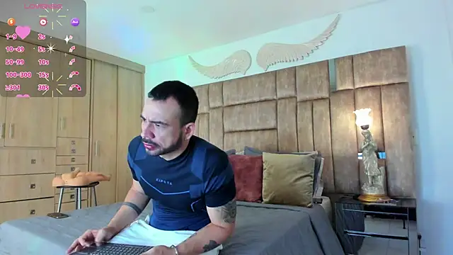 petterwilly1 online show from 10.21.25