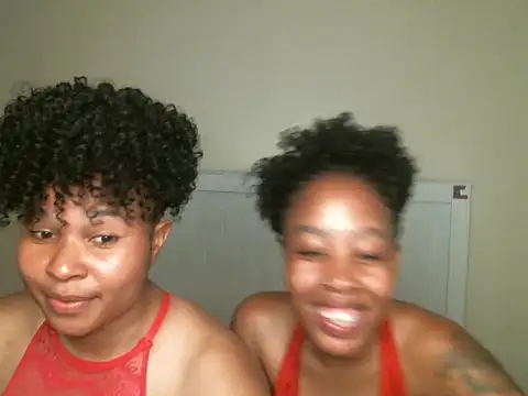 R-thequeen online show from 09.10.25