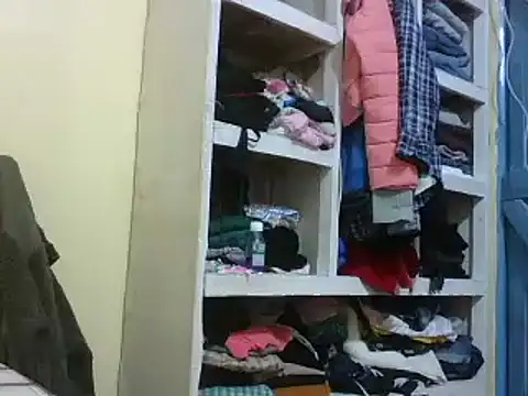 petite 12 online show from 01.04.25