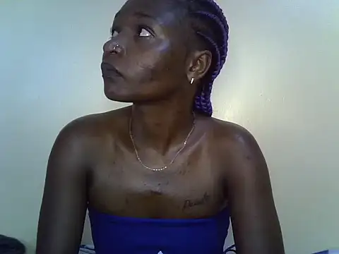 petite 12 online show from 03.19.25