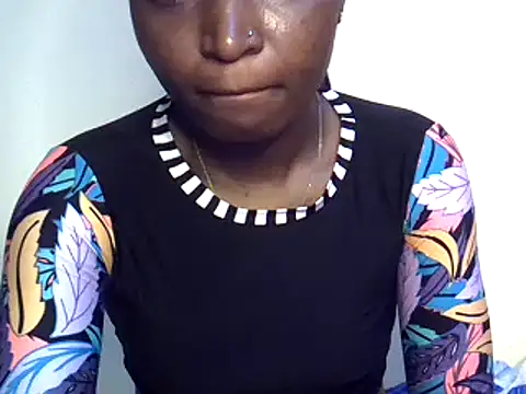 petite 12 online show from 03.21.25