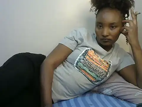 Snapshot of StacyGee24 chatting on 10.16.25 StacyGee24 online show from 10.16.25