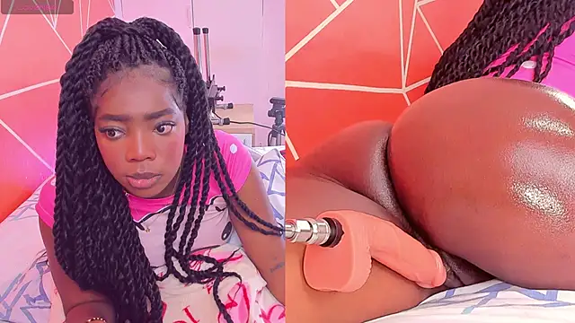 Snapshot of zoeethompson_cm chatting on 03.12.25 zoeethompson cm online show from 03.12.25