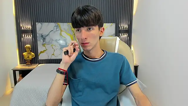 Snapshot of Jake_evans chatting on 10.03.25 Jake evans online show from 10.03.25