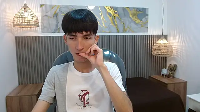 Snapshot of Jake_evans chatting on 10.31.25 Jake evans online show from 10.31.25