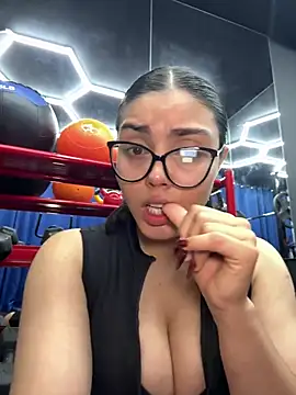 zui lu online show from 03.18.25