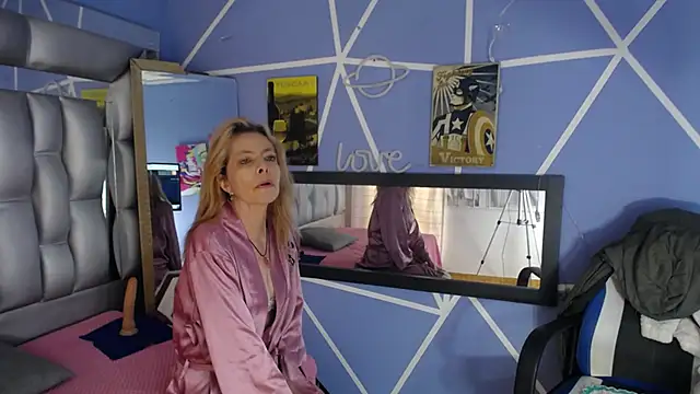 sophia ny online show from 03.22.25