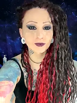 Snapshot of MartthaKatze chatting on 09.28.25 MartthaKatze online show from 09.28.25